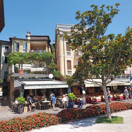 Casa Elisabetta, Affacciata Sul Golfo Lägenhet Salò Exteriör bild